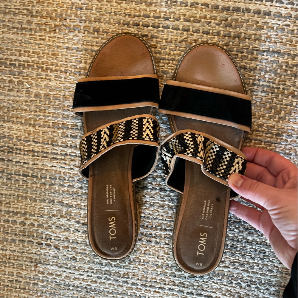 Toms Kitten Heels